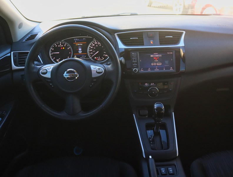 2019 Nissan Sentra SV CVT