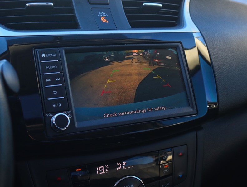 2019 Nissan Sentra SV CVT