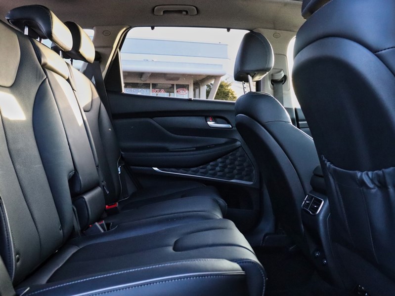 2022 Hyundai Santa Fe Preferred AWD | Sunroof | No Accidents | Carplay