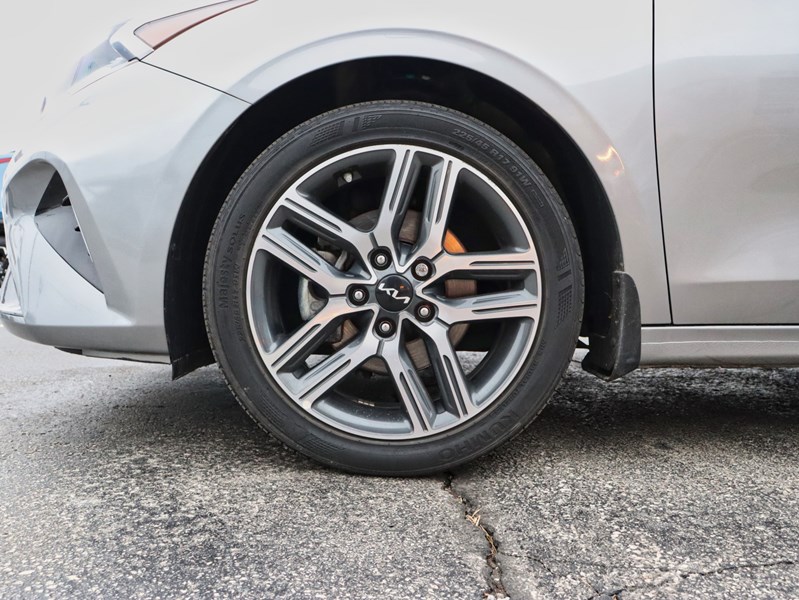 2023 Kia Forte EX Premium IVT