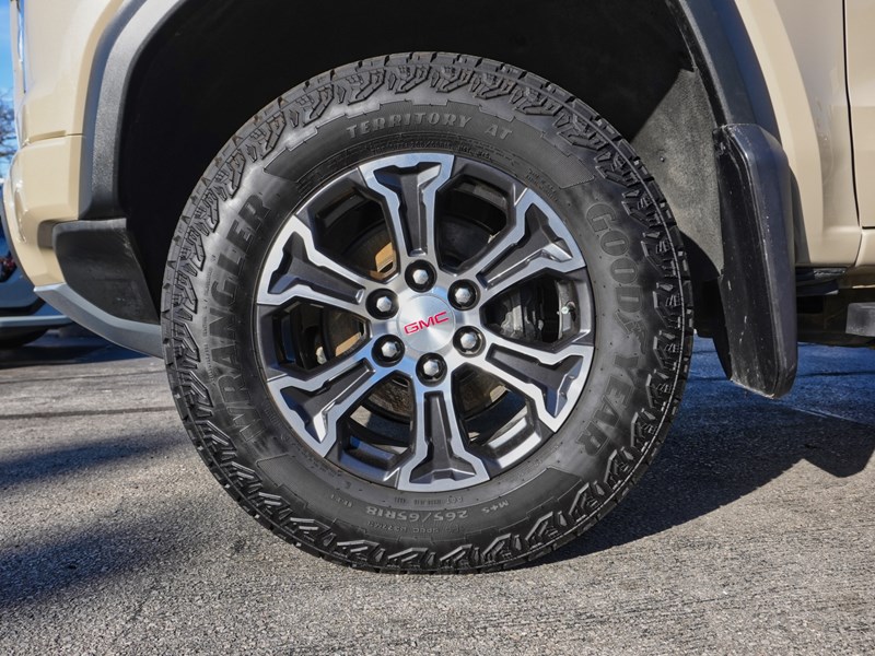 2024 GMC Canyon AT4 Crew Cab | One Owner | Low KM Appeal