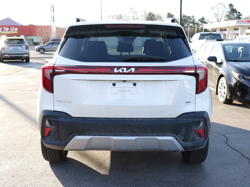 2024 Kia Seltos LX AWD