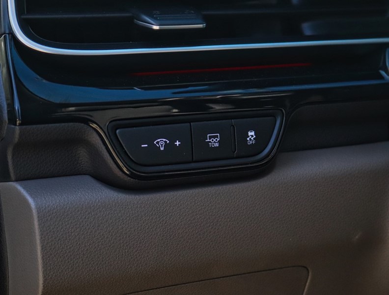 2025 Kia Carnival Hybrid SX+ HEV/CAPTAINS CHAIR/1000KM/TANK