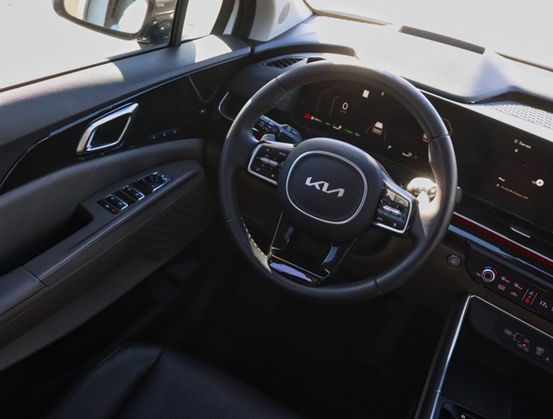 2025 Kia Carnival Hybrid SX+ HEV/CAPTAINS CHAIR/1000KM/TANK