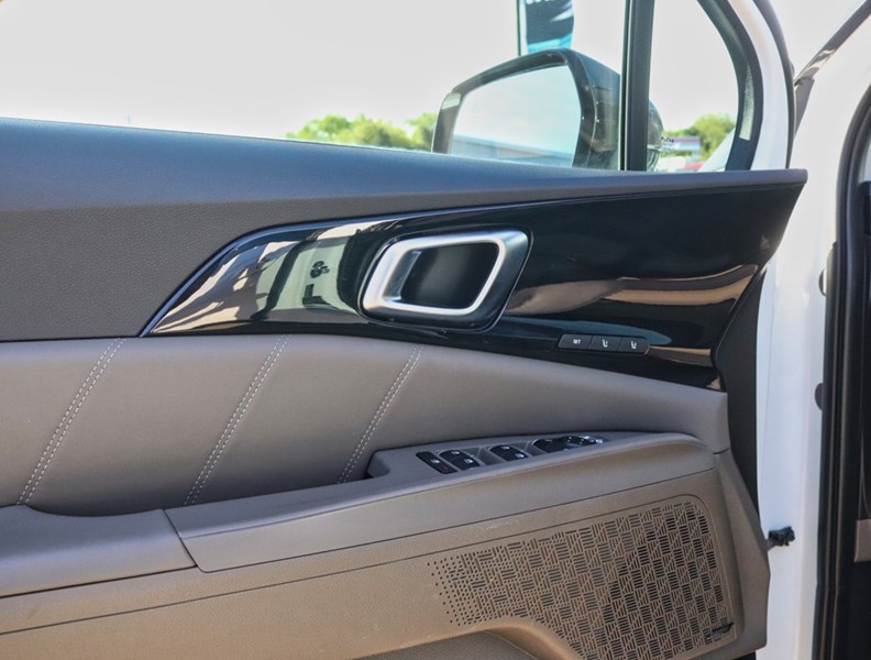 2025 Kia Carnival Hybrid SX+ HEV/CAPTAINS CHAIR/1000KM/TANK