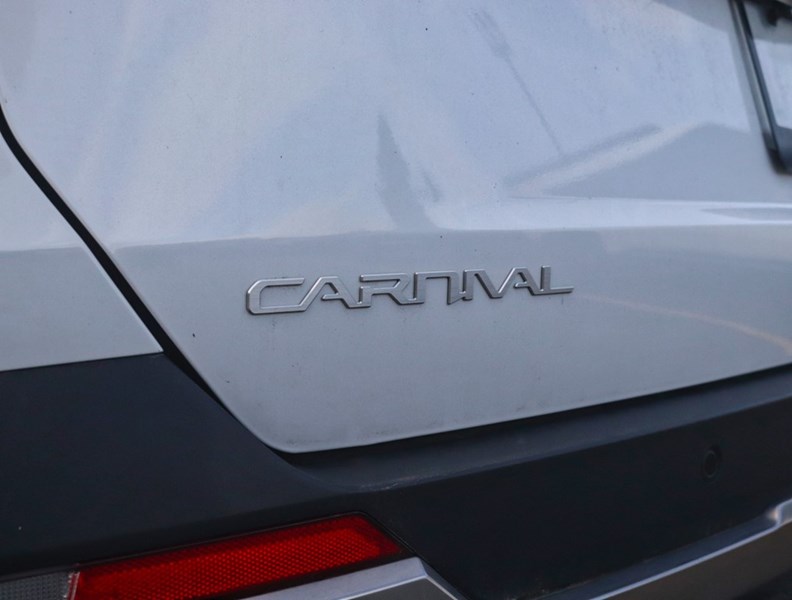 2025 Kia Carnival Hybrid 1000 KM/TANK/BEST IN CLASS 3 ROW/BOUGHT HERE