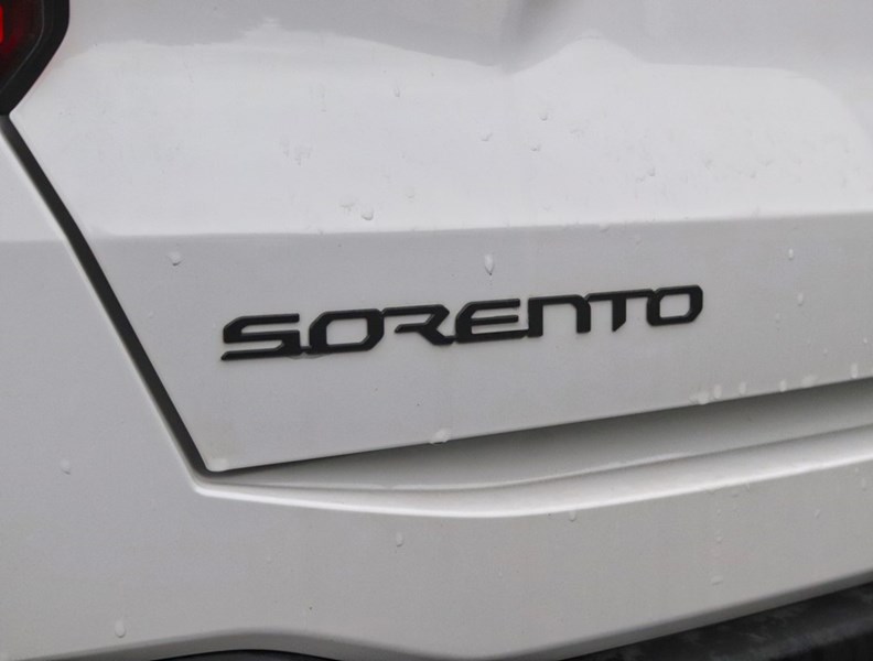 2025 Kia Sorento X-Pro/4.49%/DEMO/A/T TIRES/OLIVE INT/CPO ELIGIBLE