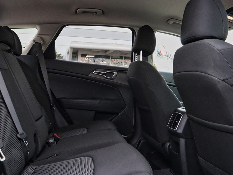 2025 Kia Sportage LX AWD