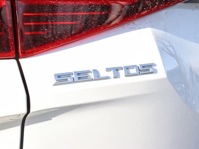 2023 Kia Seltos EX AWD