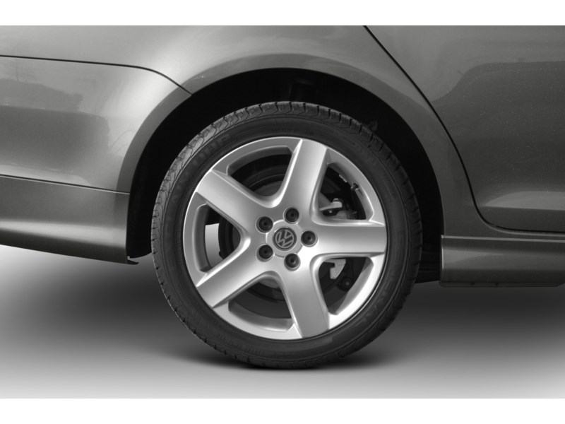 2008 Volkswagen Jetta 4dr I5 Auto Trendline Exterior Shot 5