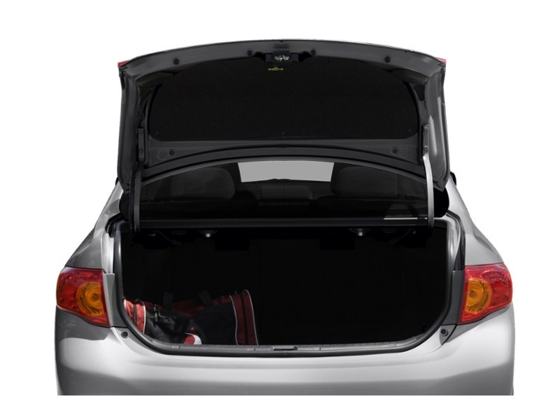 2009 Toyota Corolla 4dr Sdn Auto CE Exterior Shot 4