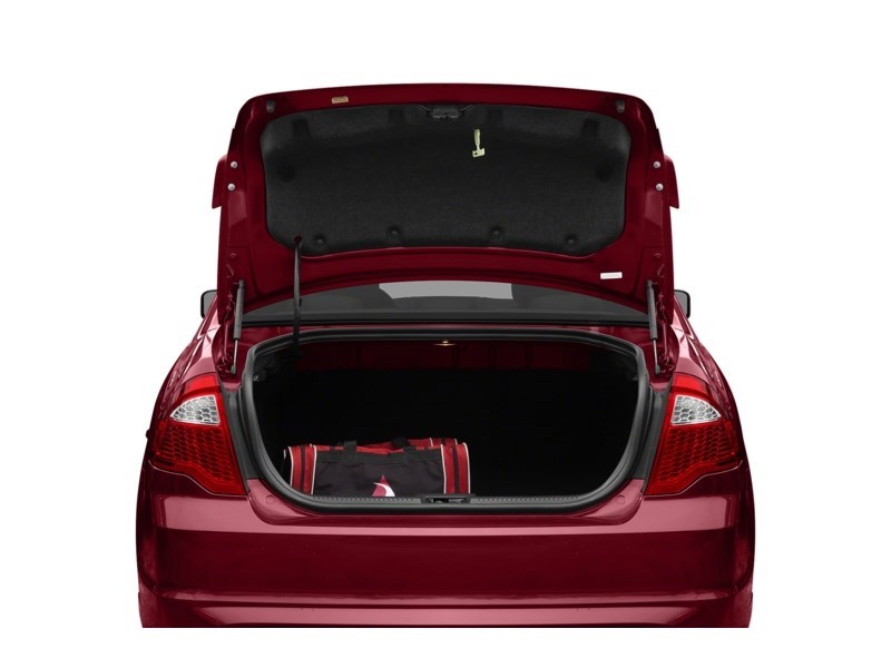 2010 Ford Fusion 4dr Sdn I4 SE FWD Exterior Shot 4