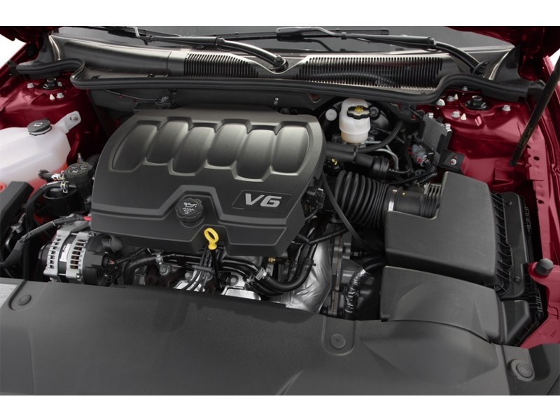 2011 Buick Lucerne 4dr Sdn CXL Exterior Shot 3