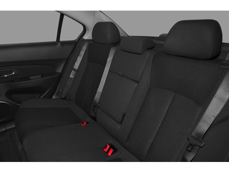2011 Chevrolet Cruze 4dr Sdn LT Turbo w/1SA Interior Shot 6