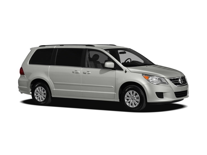 2011 Volkswagen Routan 4dr Wgn Comfortline Exterior Shot 17