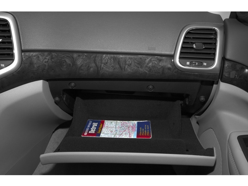 2012 Jeep Grand Cherokee 4WD 4dr Overland Interior Shot 4
