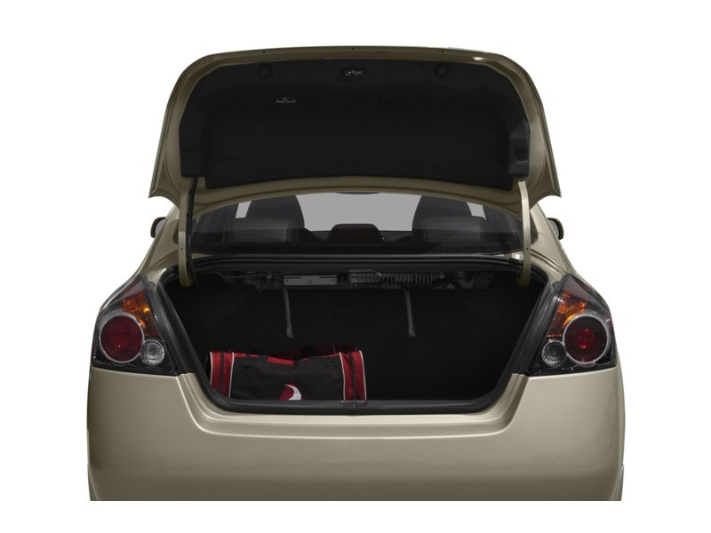 2012 Nissan Altima 4dr Sdn I4 CVT 2.5 S Exterior Shot 4