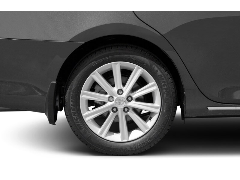 2012 Toyota Camry 4dr Sdn V6 Auto XLE Exterior Shot 5