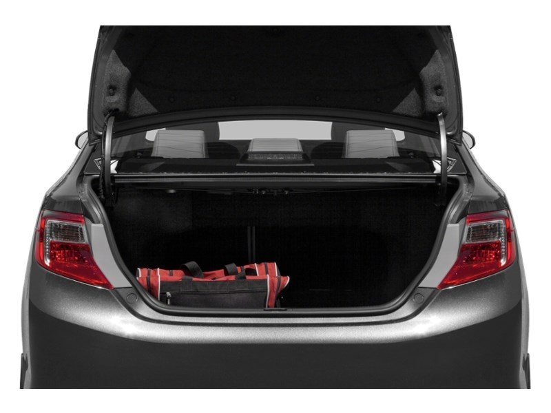 2012 Toyota Camry 4dr Sdn V6 Auto XLE Exterior Shot 4
