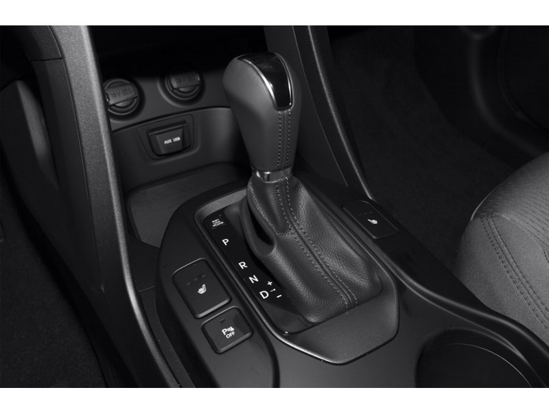 2014 Hyundai Santa Fe Sport AWD 4dr 2.4L Premium Exterior Shot 9