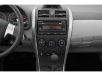 2013 Toyota Corolla 4dr Sdn Auto LE Exterior Shot 9