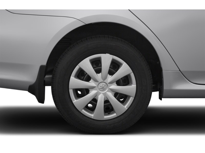 2013 Toyota Corolla 4dr Sdn Man CE Exterior Shot 5