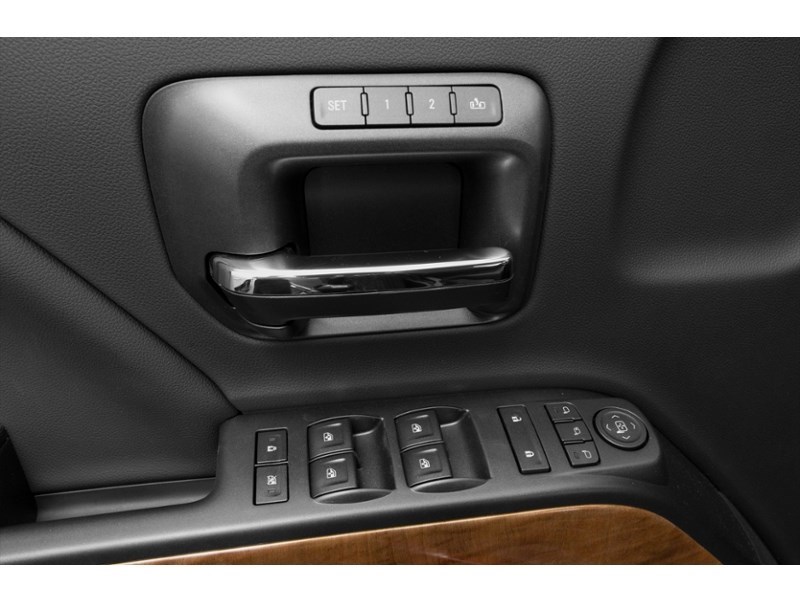 2015 Chevrolet Silverado 1500 2WD Crew Cab 143.5