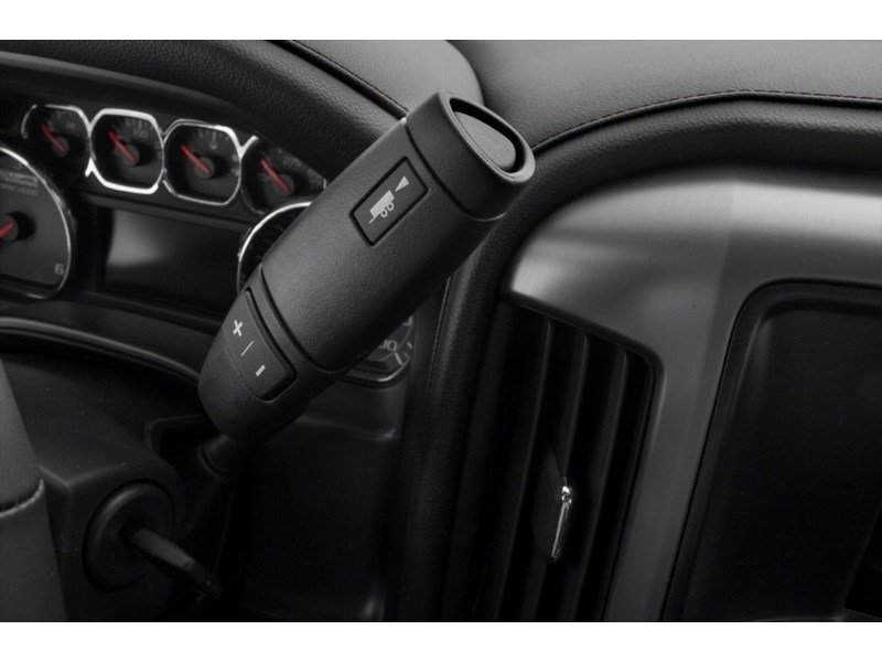 2015 GMC Sierra 1500 4WD Crew Cab 143.5