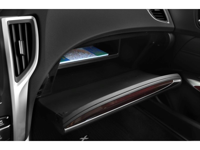 2015 Acura TLX V6 Elite AWD | Low KM!! | No Accidents | Sunroof Interior Shot 4