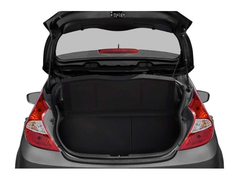 2015 Hyundai Accent 5dr HB Auto GL Exterior Shot 4