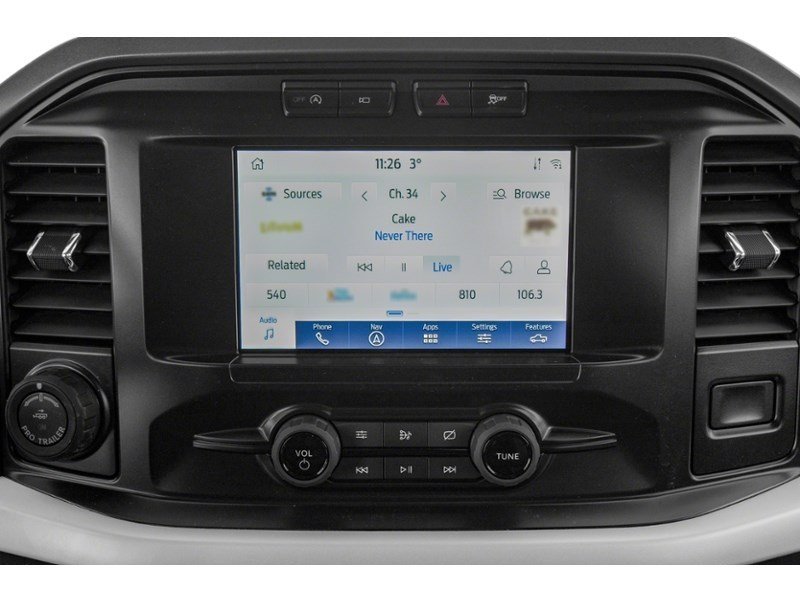 2021 Ford F-150 XLT 4WD SuperCrew 5.5' Box Interior Shot 2