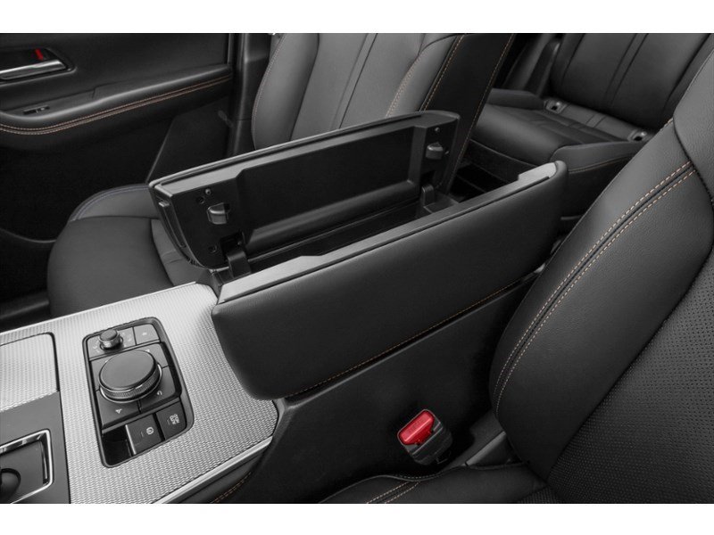 2026 Mazda CX-90 MHEV GT AWD Interior Shot 7