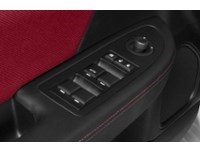 2013 Dodge Avenger 4dr Sdn Exterior Shot 10