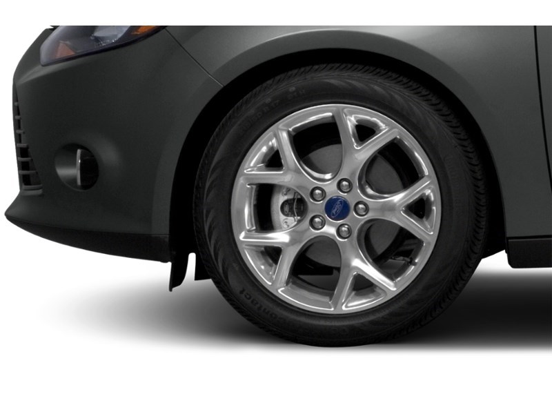 2013 Ford Focus SE | 2.0L | HTD SEATS | AUTO | A/C | KEYLESS ENT Exterior Shot 5