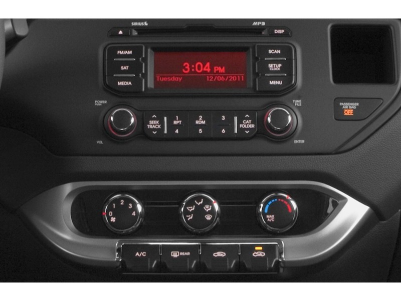2015 Kia Rio 5dr HB Auto LX+ Interior Shot 2