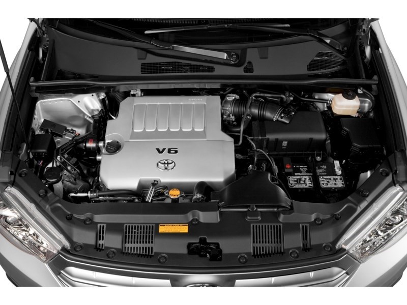 2013 Toyota Highlander 4WD 4dr Limited Exterior Shot 3