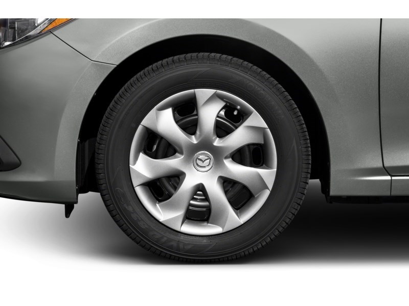 2015 Mazda Mazda3 Sport 4dr HB Sport Man GX Exterior Shot 5