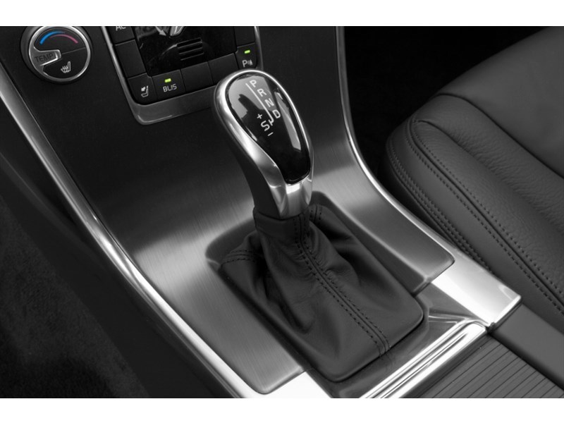 2017 Volvo XC60 AWD 5dr T5 Special Edition Premier Exterior Shot 12