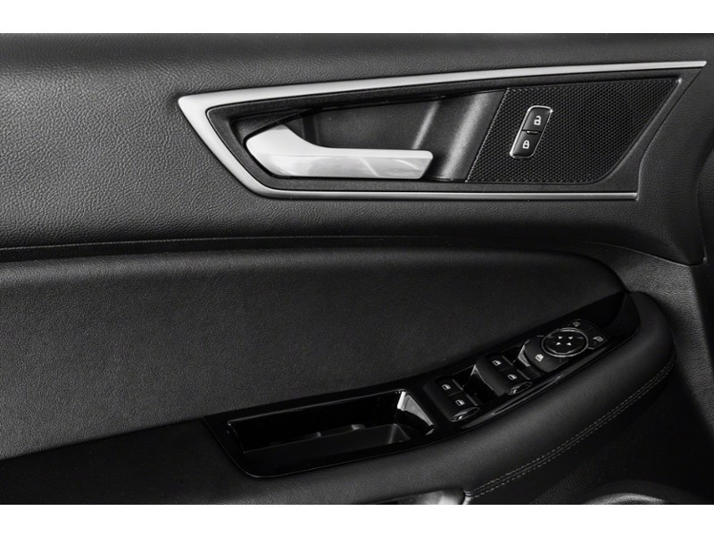 2016 Ford Edge 4dr SEL AWD Exterior Shot 14