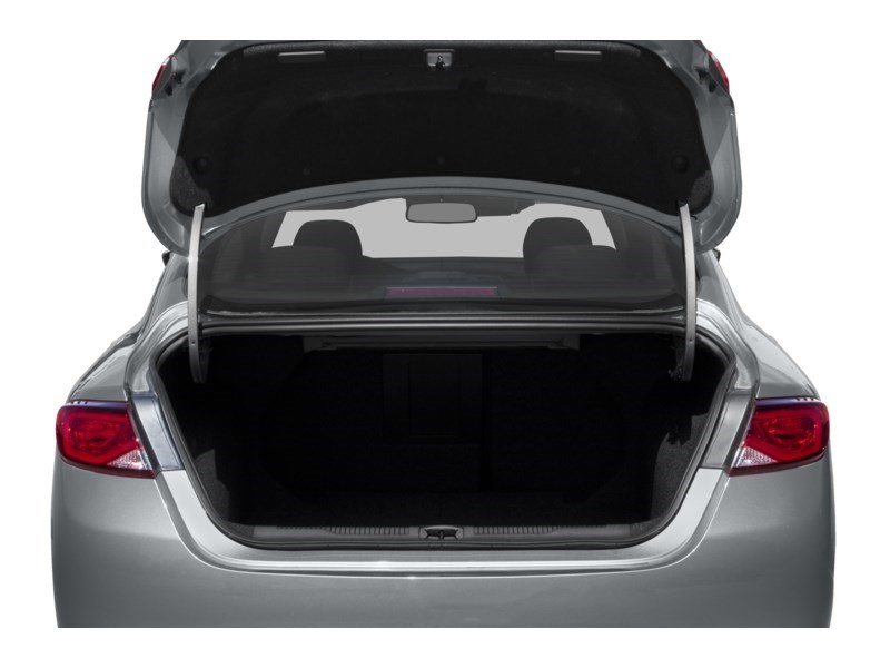 2015 Chrysler 200 4dr Sdn Limited FWD Exterior Shot 4