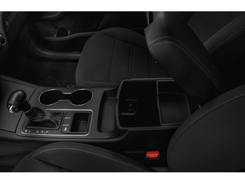 2018 Kia Sorento LX V6 AWD Interior Shot 7