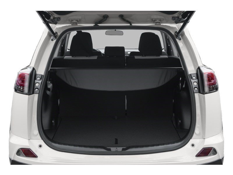 2017 Toyota RAV4 AWD 4dr XLE Exterior Shot 3