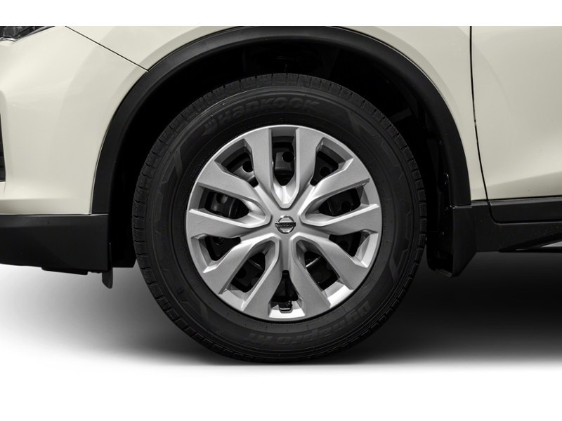 2019 Nissan Rogue AWD S Exterior Shot 5