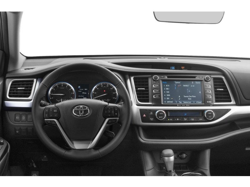 2019 Toyota Highlander AWD XLE Interior Shot 3