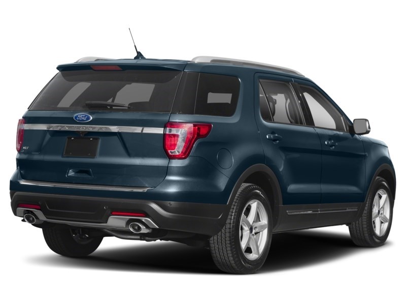 2019 Ford Explorer XLT 4WD Exterior Shot 2