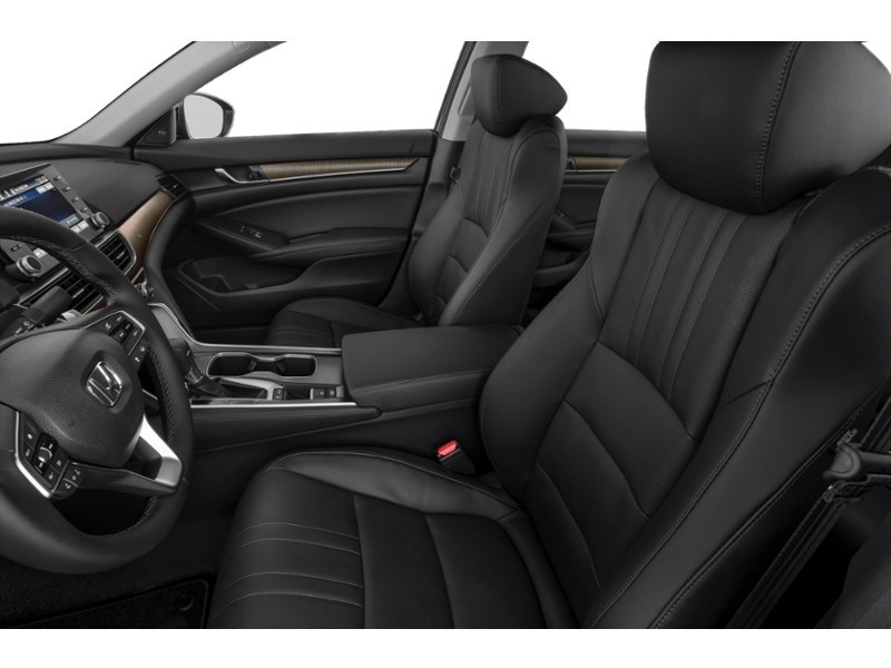 2018 Honda Accord Sedan Touring 2.0 Auto Interior Shot 4