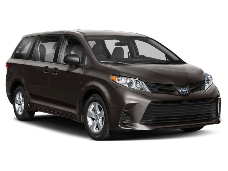 2018 Toyota Sienna LE 8-Passenger FWD Exterior Shot 9