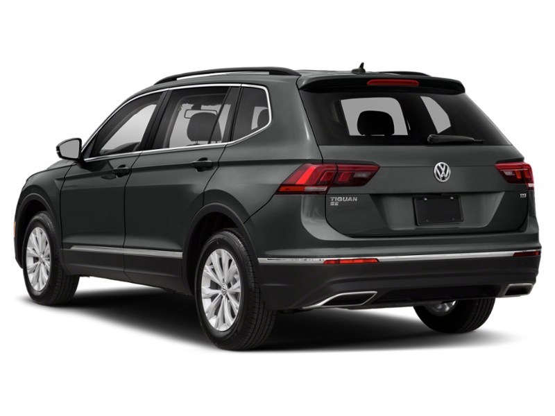 2018 Volkswagen Tiguan Trendline FWD Exterior Shot 10