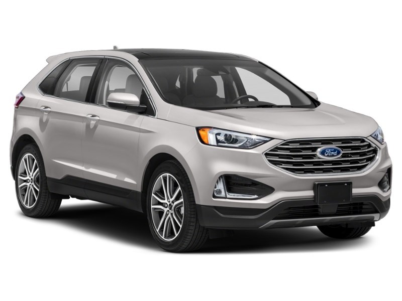 2019 Ford Edge Titanium AWD Exterior Shot 8