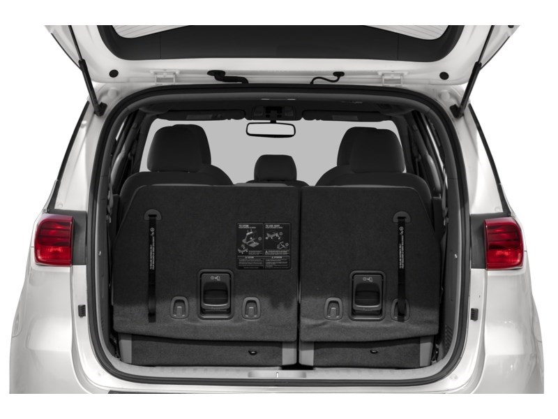 2019 Kia Sedona LX FWD Exterior Shot 4